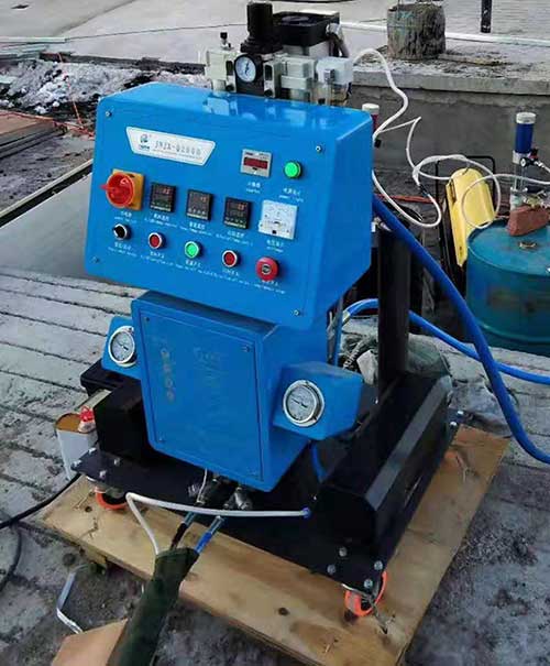 糧倉聚氨酯保溫專用噴涂機(圖2) Q2600糧倉聚氨酯保溫專用噴涂機