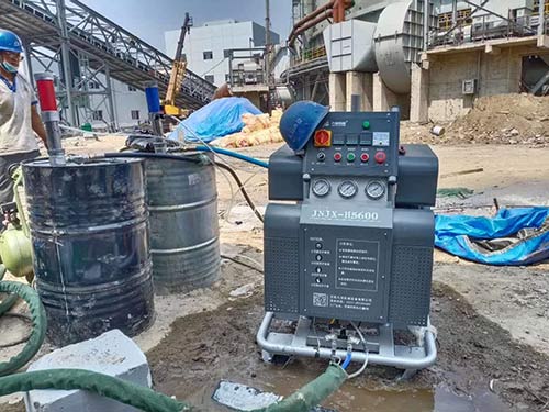 聚脲防水的厚度一般為多少(圖2) H5600聚脲噴涂機
